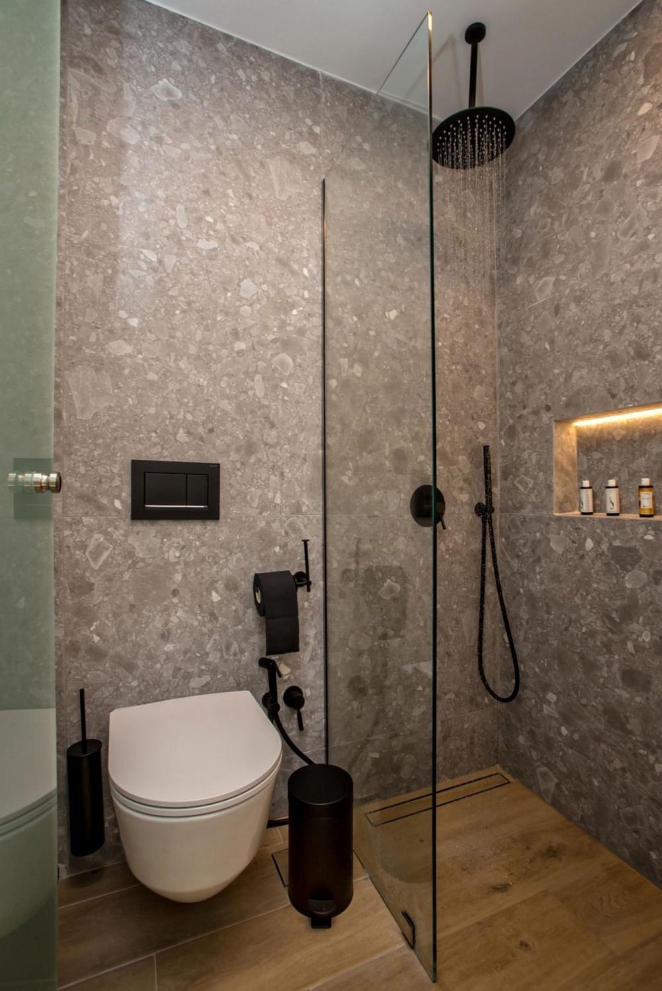 Levantes Luxury I *